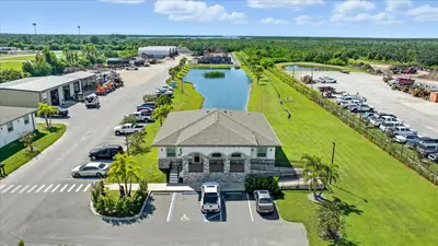 10305 Us Highway 41, FL