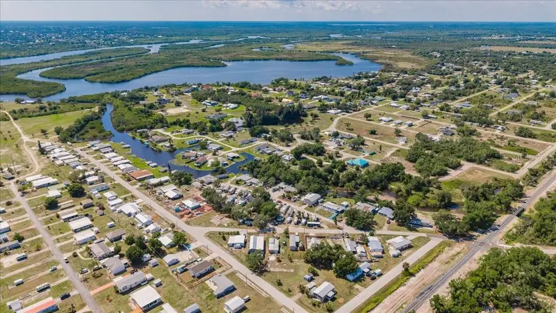 29208 Snook Cir, FL