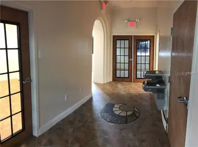 6236 Kingspointe Parkway, FL