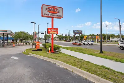 3250 Vine Street, FL