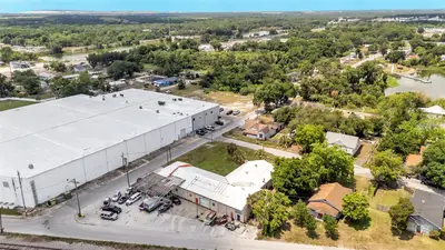 400 Phosphate Boulevard, FL