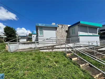 47 Ave Jose De Diego, PR