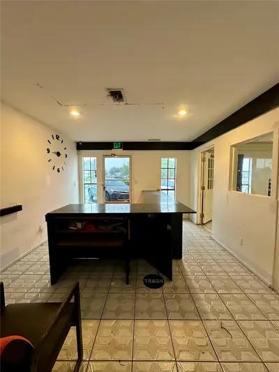 1210-1232 Dyer Boulevard, FL