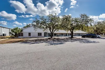 7414 Commerce Street, FL