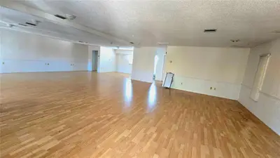530 Us-41-Byp, FL