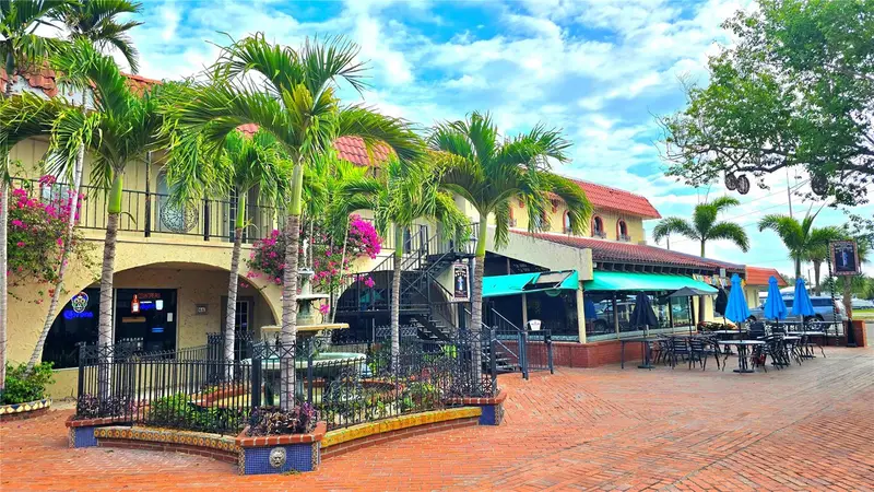 530 Us-41-Byp #17b, FL