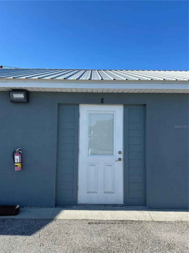 110 Spirit Lake Rd #8, FL