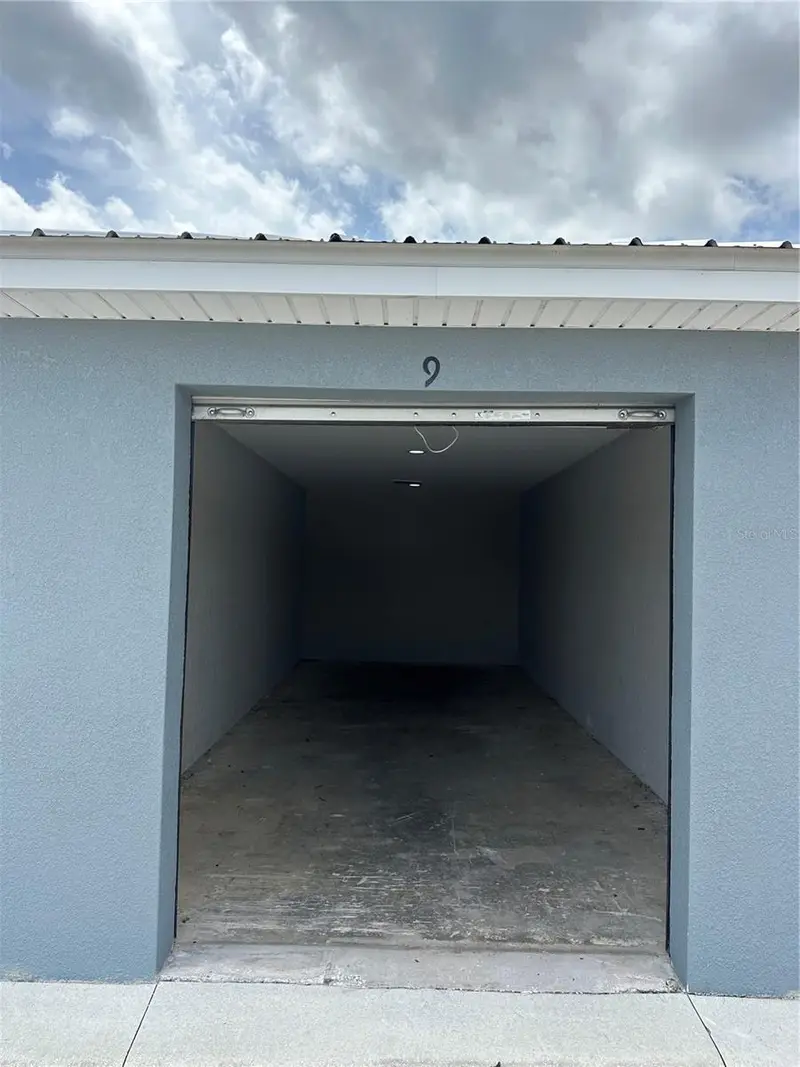 110 Spirit Lake Rd #9, FL