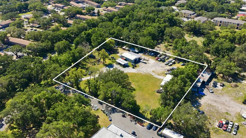 2415 E Sligh Ave, FL