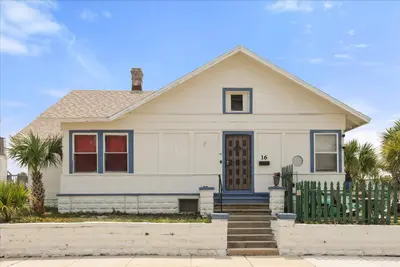 16 Grandview Ave, FL