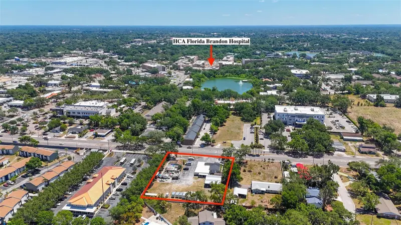504 S Kings Ave, FL