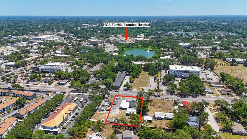 504 S Kings Ave, FL