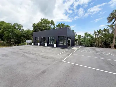 516 Highway 50, FL