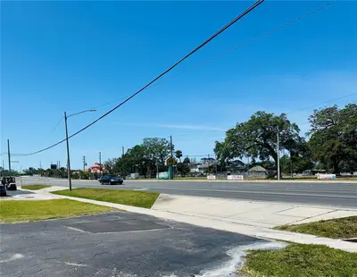 7904 Us Highway 19, FL