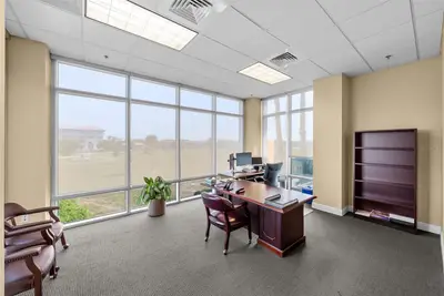 5550 Executive Drive, FL