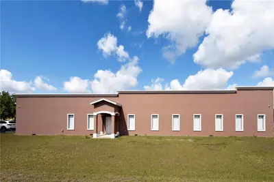 550 Commerce Drive, FL