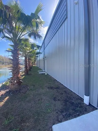 1800 Corporate Center Lane, FL