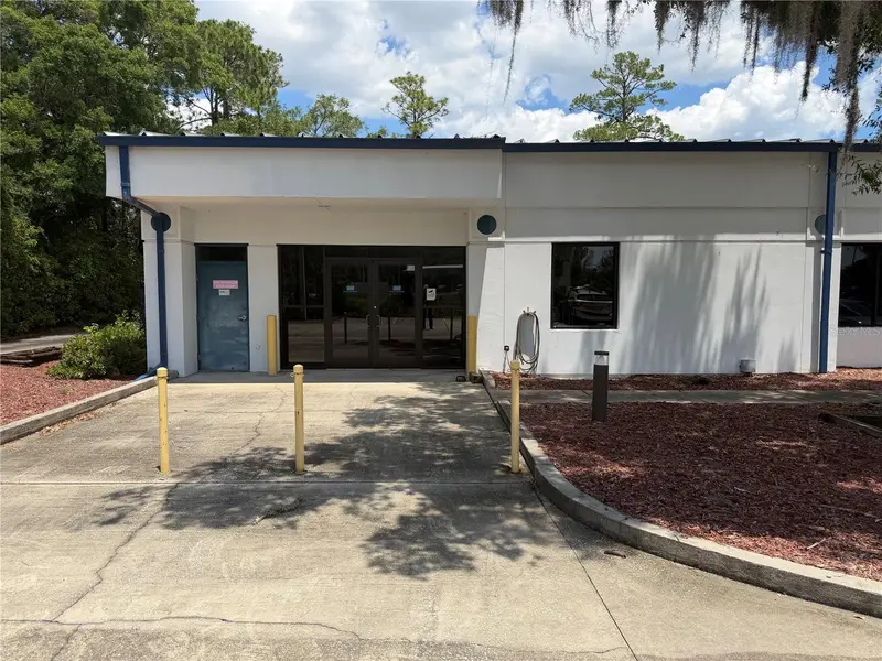 2 Mccormick Dr, FL