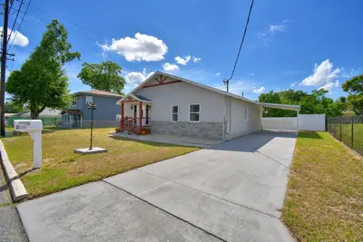 208 Center Street, FL