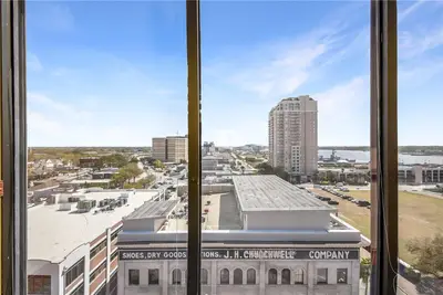 233 Bay Street, FL