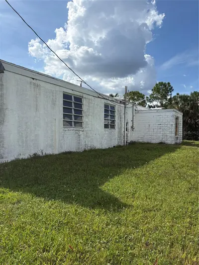 1308 Tamiami Trail, FL