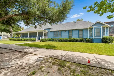 402 7th Avenue, FL
