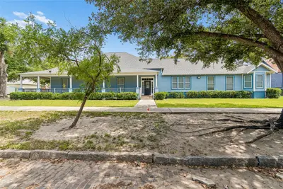 402 7th Avenue, FL