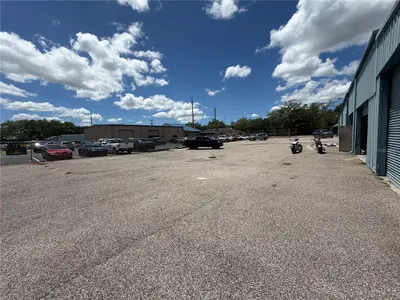 15921 Florida Avenue, FL