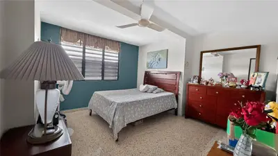 1 Hnas Davila, Betances Esq A D, PR