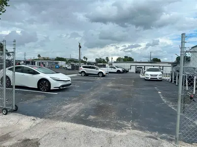 607 Fairvilla Road, FL