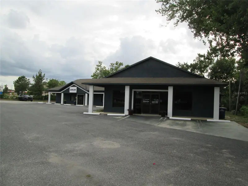 100 W Burleigh Blvd, FL
