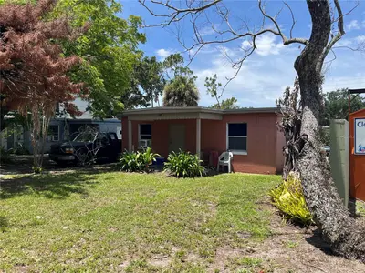 884 Michigan Street, FL