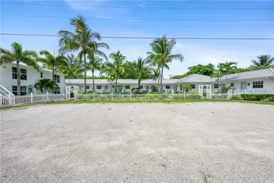 2502 Tamarind Drive, FL