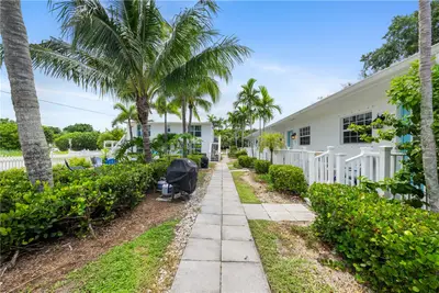 2502 Tamarind Drive, FL