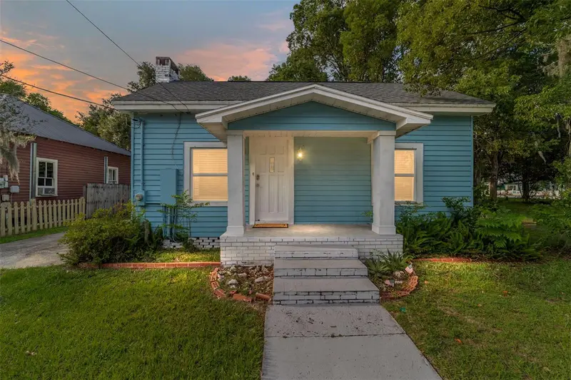 20837 Walnut St, FL
