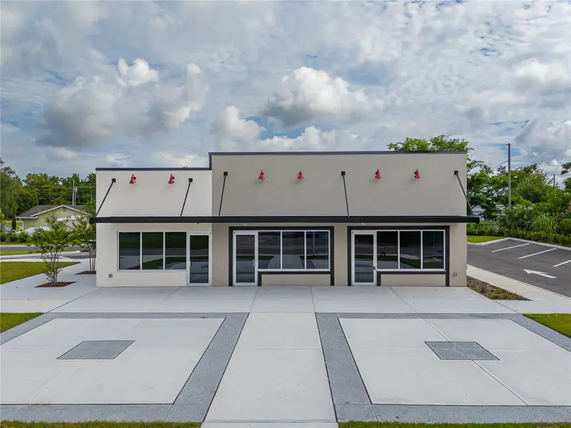 215 Center St #227, FL