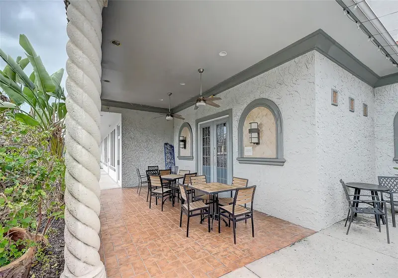 8911 Daniels Pkwy #5, FL