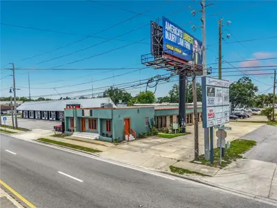 180 Ronald Reagan Boulevard, FL