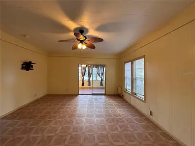 1025 Main Street, FL