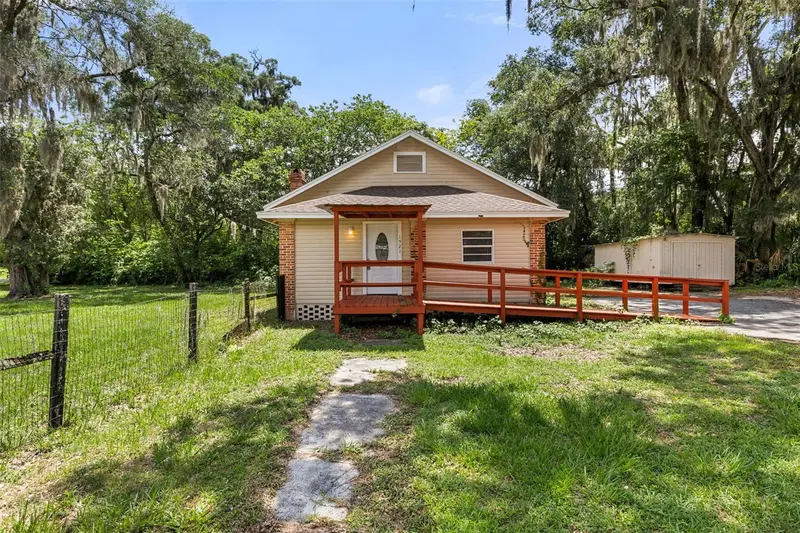 1921 Ne 8th Rd, FL