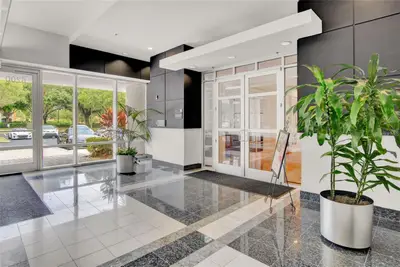6200 Metrowest Boulevard, FL