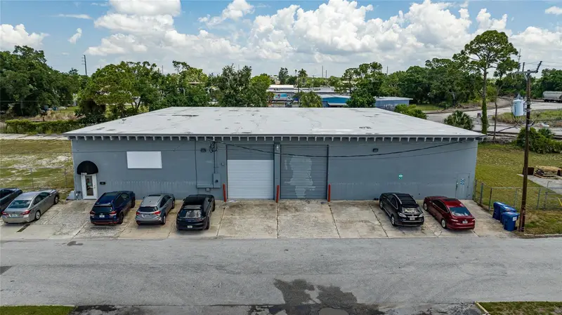 2169 10th St, FL