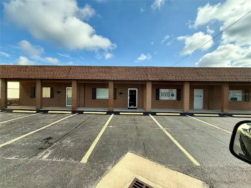 1804 W Baker St #E, FL