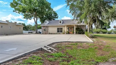 565 Main Street, FL