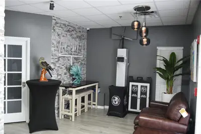 418 Tamiami Trail, FL