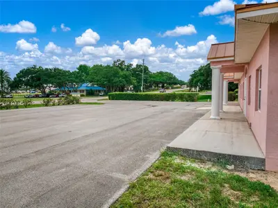 401 Interlake Boulevard, FL