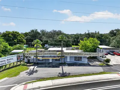 1945 Us Highway 441, FL
