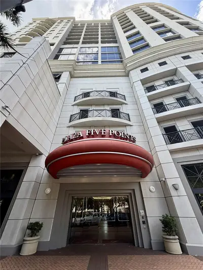 50 Central Avenue, FL