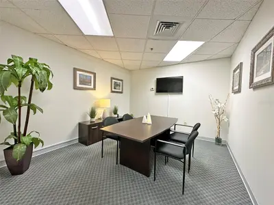 7800 Kingspointe Parkway, FL