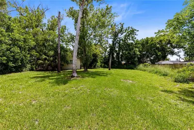 3711 Ronald Reagan Boulevard, FL